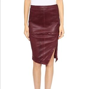 Elizabeth and James 100% Lamb Leather Pencil Skirt